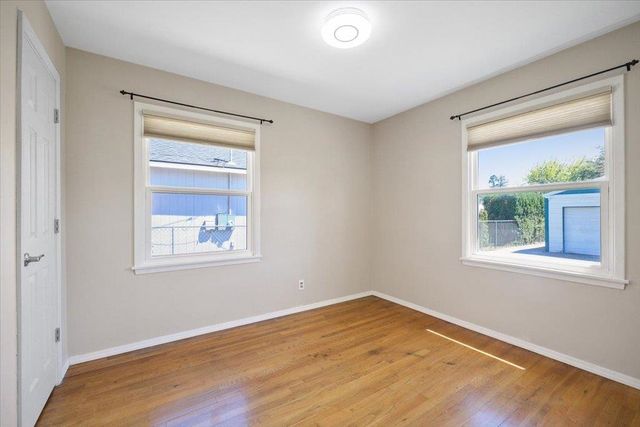 9522 E Valleyway Ave, Spokane Valley, WA 99206