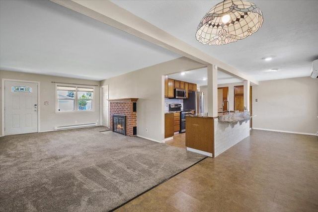 9522 E Valleyway Ave, Spokane Valley, WA 99206