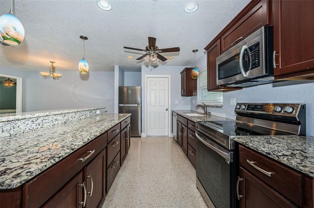 14025 YACHT CLUB BOULEVARD, Seminole, FL 33776