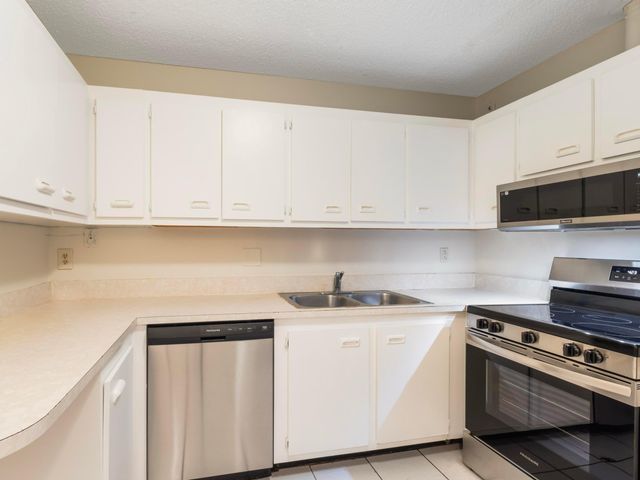 4806 Cherry Road, West Palm Beach, FL 33417