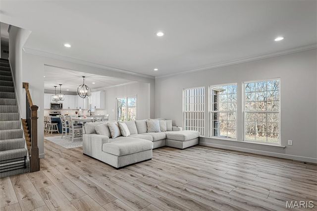 1100 Tower Park Drive, St Charles, MO 63304