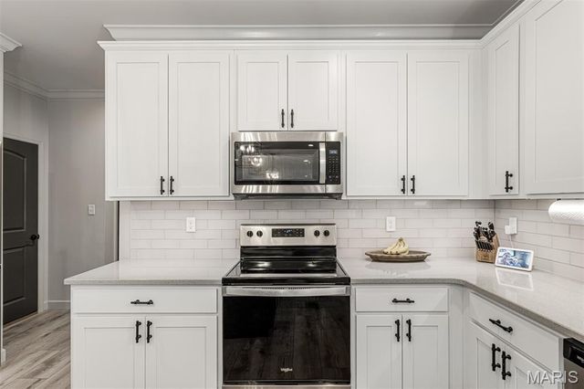 1100 Tower Park Drive, St Charles, MO 63304