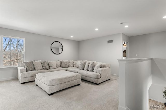 1100 Tower Park Drive, St Charles, MO 63304