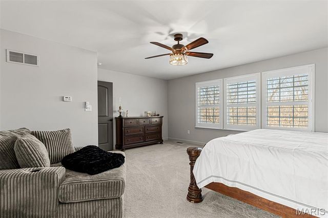 1100 Tower Park Drive, St Charles, MO 63304