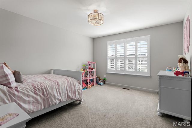 1100 Tower Park Drive, St Charles, MO 63304