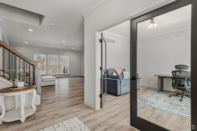 1100 Tower Park Drive, St Charles, MO 63304