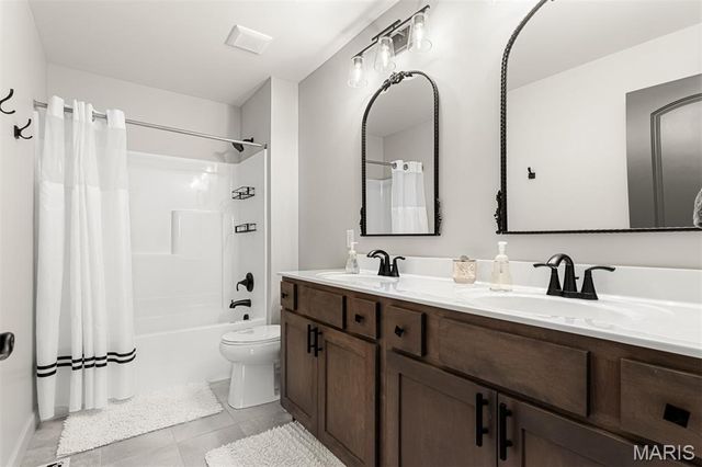 1100 Tower Park Drive, St Charles, MO 63304