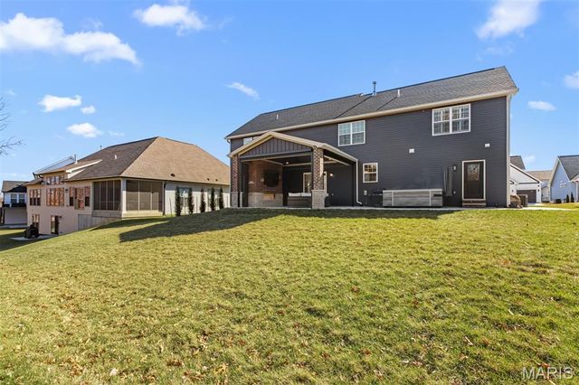 1100 Tower Park Drive, St Charles, MO 63304