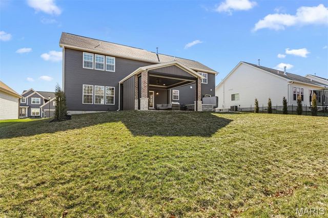 1100 Tower Park Drive, St Charles, MO 63304