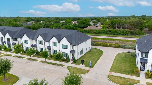 7549 Reis Lane, North Richland Hills, TX 76182