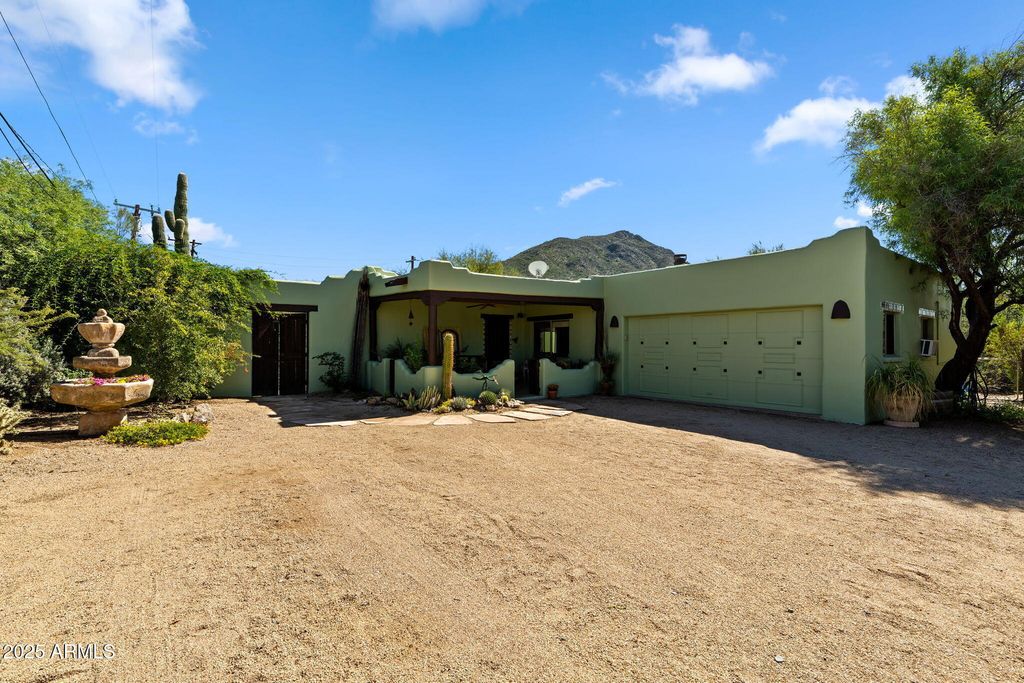 37605 N HIDDEN VALLEY Drive, Cave Creek, AZ 85331