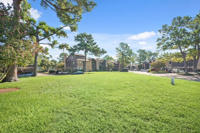 12755 Mill Ridge Drive 402, Cypress, TX 77429