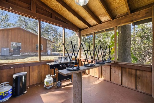 351 SEQUOIA DR, Ocklawaha, FL 32179