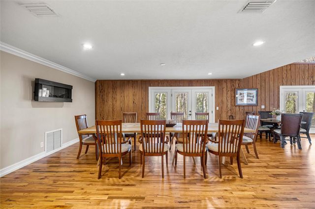 351 SEQUOIA DR, Ocklawaha, FL 32179