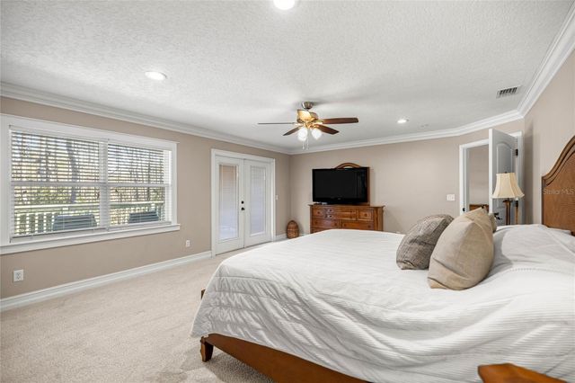 351 SEQUOIA DR, Ocklawaha, FL 32179