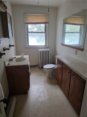 1206 Delaware Avenue, New Castle, PA 16105