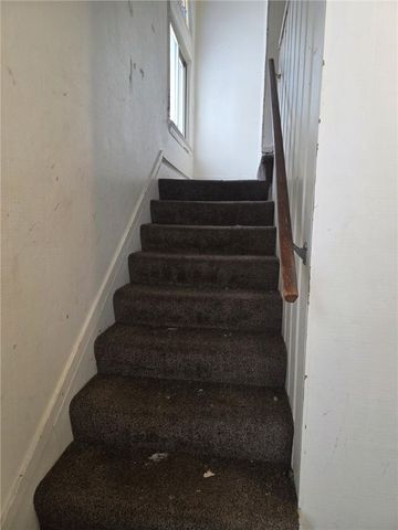 1206 Delaware Avenue, New Castle, PA 16105