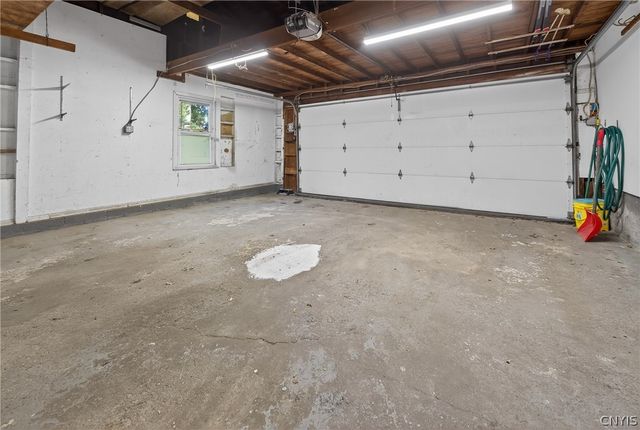 3637 Doyle Road, Lysander, NY 13027