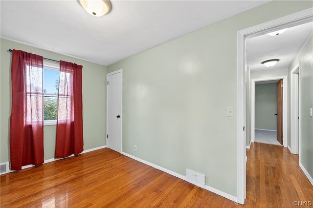 3637 Doyle Road, Lysander, NY 13027