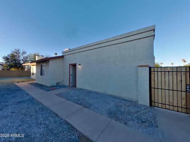 4759 W WAHALLA Lane, Glendale, AZ 85308