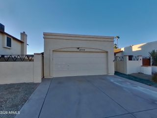 4759 W WAHALLA Lane, Glendale, AZ 85308