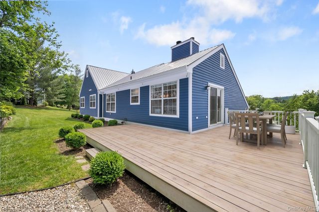 2 Perry Street, Cortlandt Manor, NY 10567