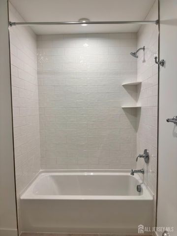 63 Park Avenue, North Brunswick, NJ 08902