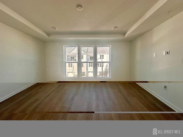 63 Park Avenue, North Brunswick, NJ 08902