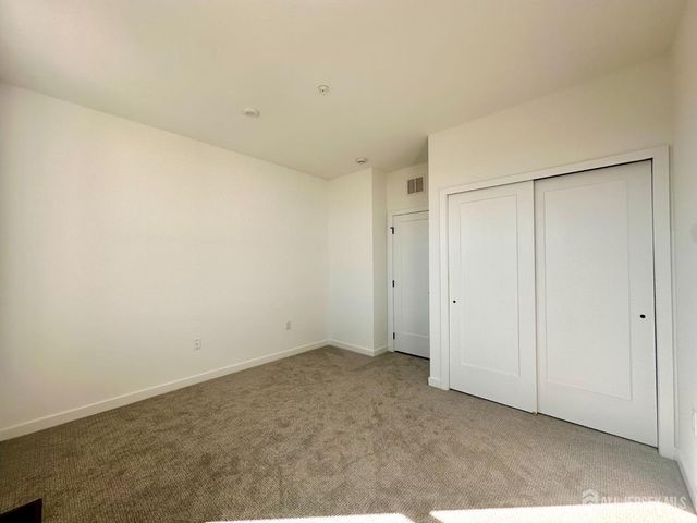 63 Park Avenue, North Brunswick, NJ 08902
