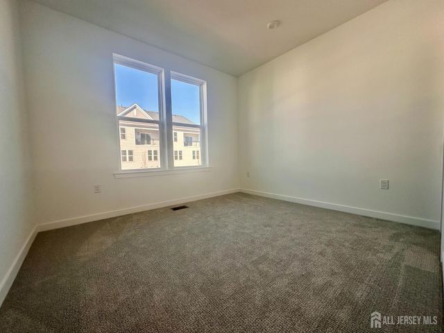 63 Park Avenue, North Brunswick, NJ 08902