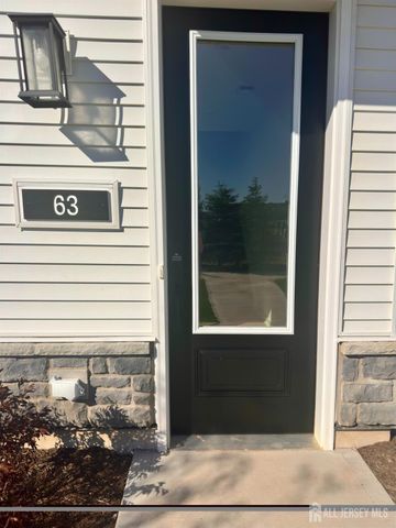 63 Park Avenue, North Brunswick, NJ 08902