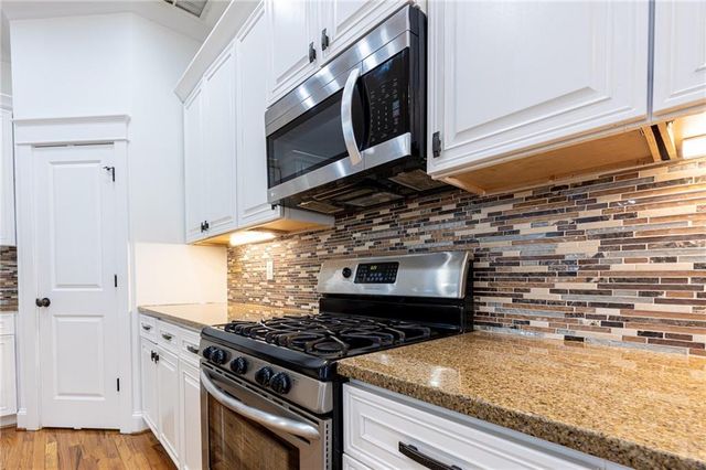 2288 Oakview Road NE, Atlanta, GA 30317