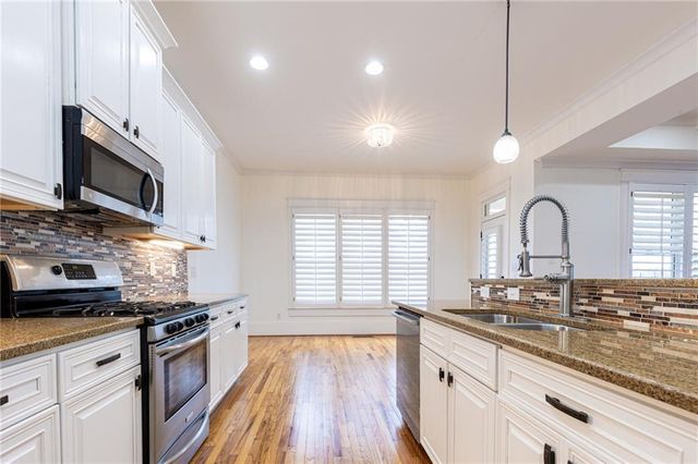 2288 Oakview Road NE, Atlanta, GA 30317