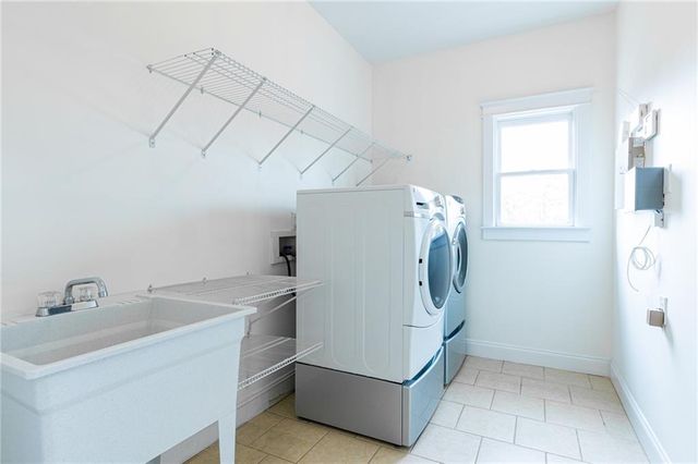 2288 Oakview Road NE, Atlanta, GA 30317