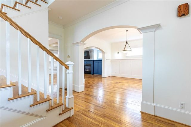 2288 Oakview Road NE, Atlanta, GA 30317