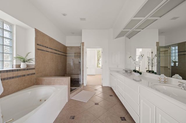 10105 Pickfair DR, Austin, TX 78750