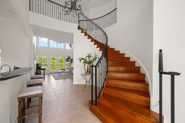 10105 Pickfair DR, Austin, TX 78750