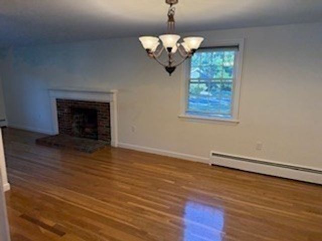 27 Lincoln Circle West 27, Andover, MA 01810