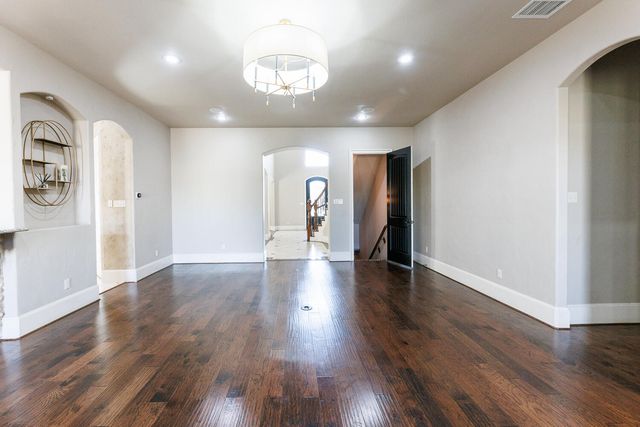 5001 91st Street, Lubbock, TX 79424
