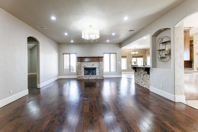 5001 91st Street, Lubbock, TX 79424