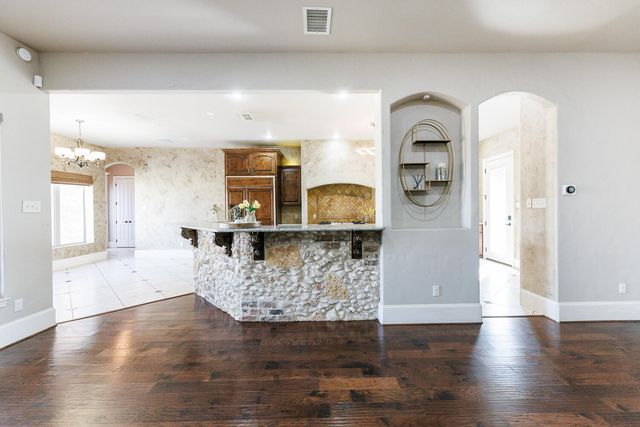 5001 91st Street, Lubbock, TX 79424