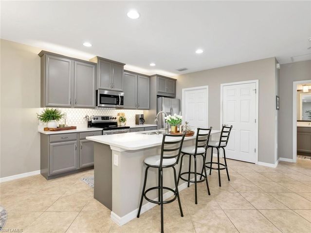 4337 Dutchess Park RD, Fort Myers, FL 33916