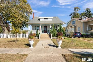 525 W ASH Street, Chillicothe, IL 61523