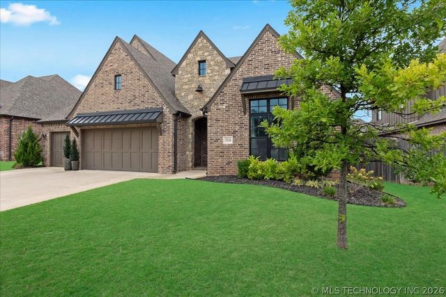 2224 W Decatur Street, Broken Arrow, OK 74011
