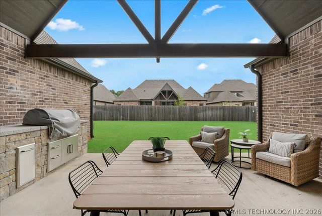 2224 W Decatur Street, Broken Arrow, OK 74011