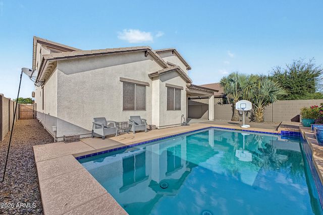 18527 W SURPRISE FARMS Loop N, Surprise, AZ 85388