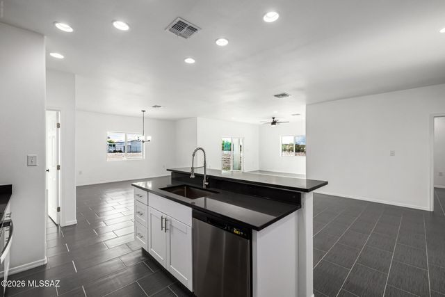 5738 E Hermans Road, Tucson, AZ 85756