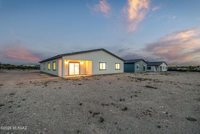 5738 E Hermans Road, Tucson, AZ 85756