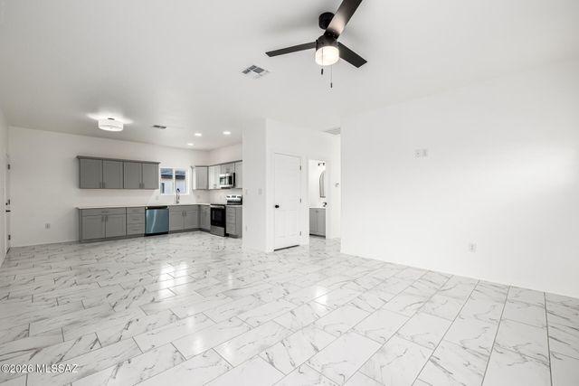 5738 E Hermans Road, Tucson, AZ 85756