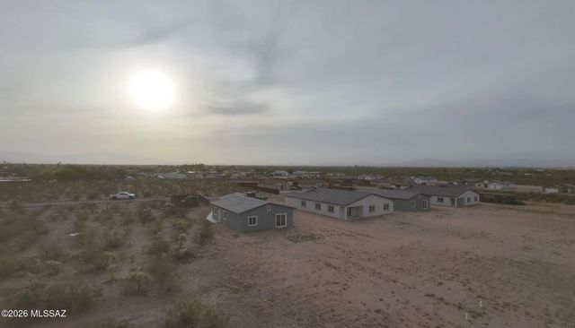 5738 E Hermans Road, Tucson, AZ 85756